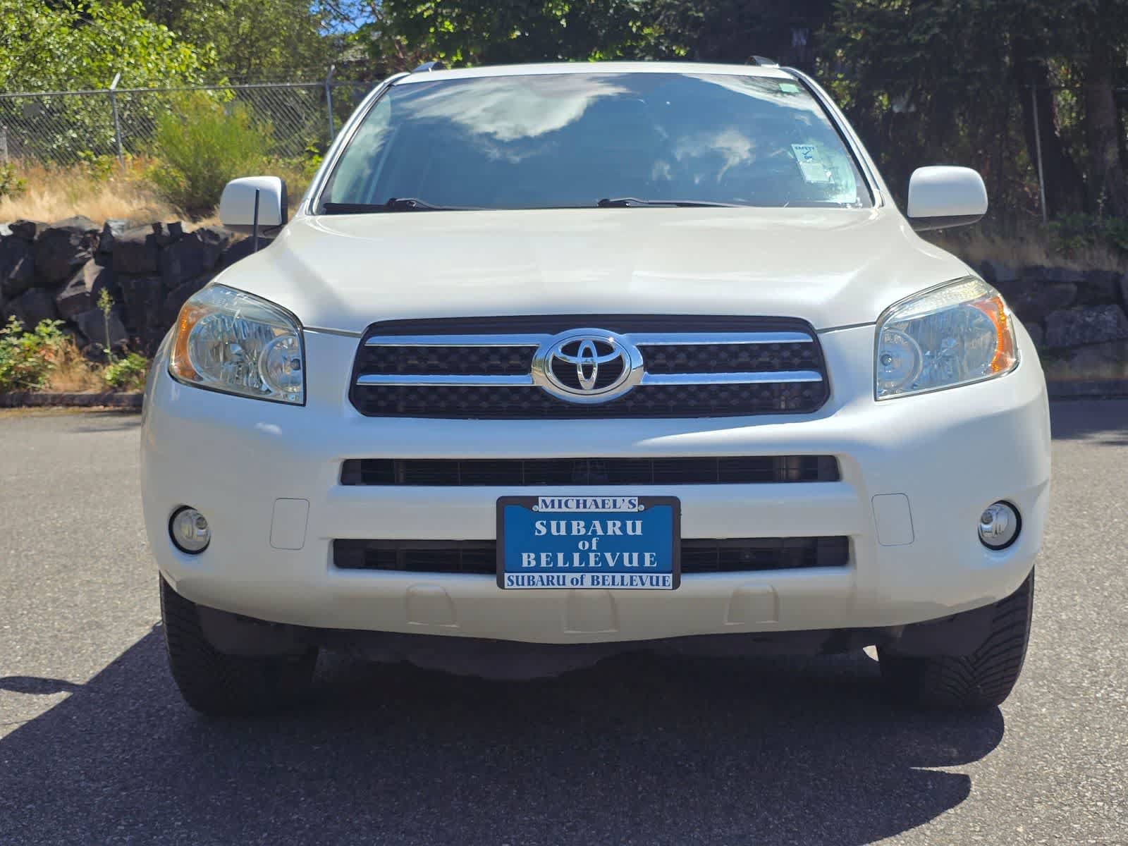 Used 2007 Toyota RAV4 Limited AWD/4WD image 6