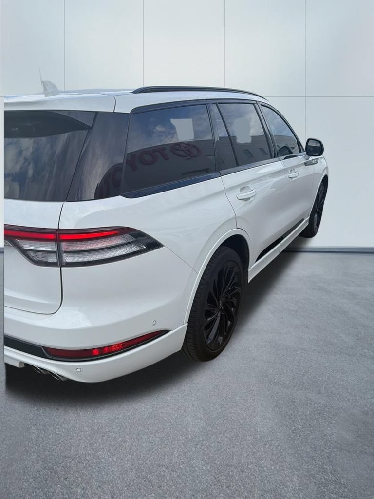 Used 2023 Lincoln Aviator Reserve w/ Equipment Group 201A AWD/4WD video 3