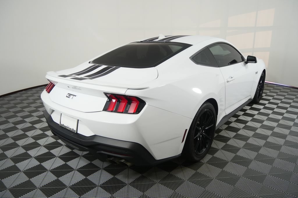 Used 2024 Ford Mustang GT Premium RWD image 5
