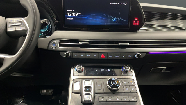 Used 2025 Hyundai Palisade Calligraphy AWD/4WD image 14