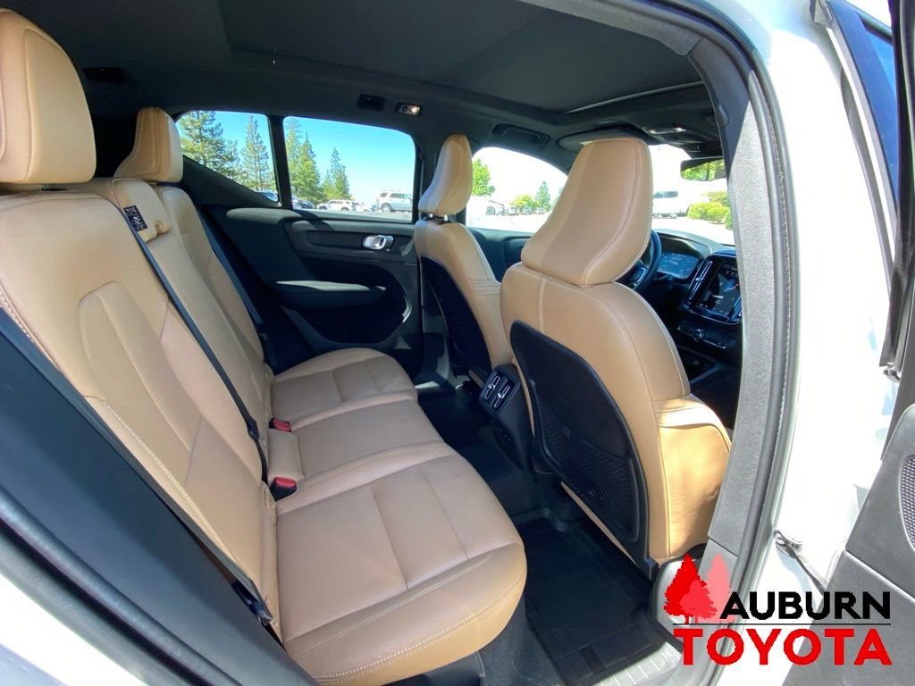 Used 2021 Volvo XC40 T5 Inscription w/ Advanced Package AWD/4WD image 18