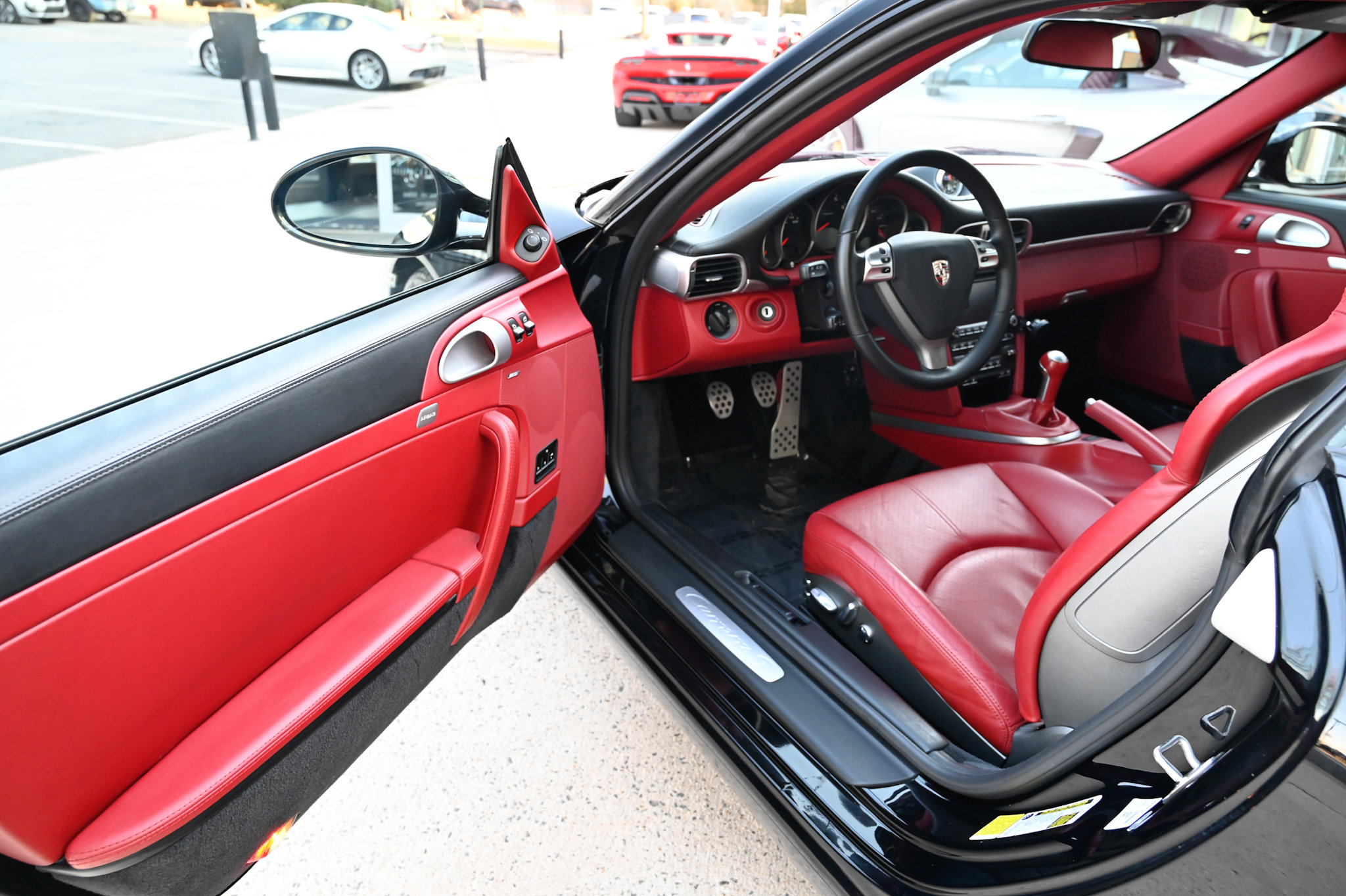 Used 2009 Porsche 911 Carrera S image 15