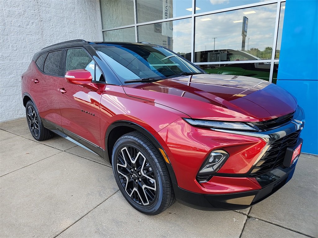 New 2025 Chevrolet Blazer RS w/ Driver Confidence II Package image 3