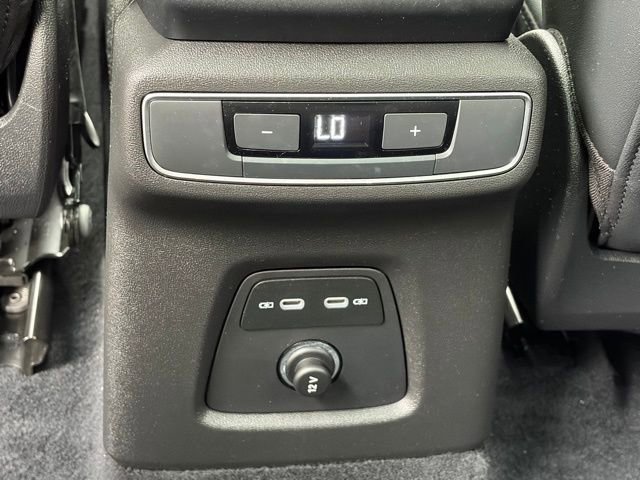 Used 2023 Audi Q4 e-tron Premium Plus w/ Premium Plus image 23