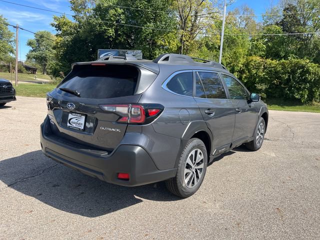 New 2025 Subaru Outback Premium image 7