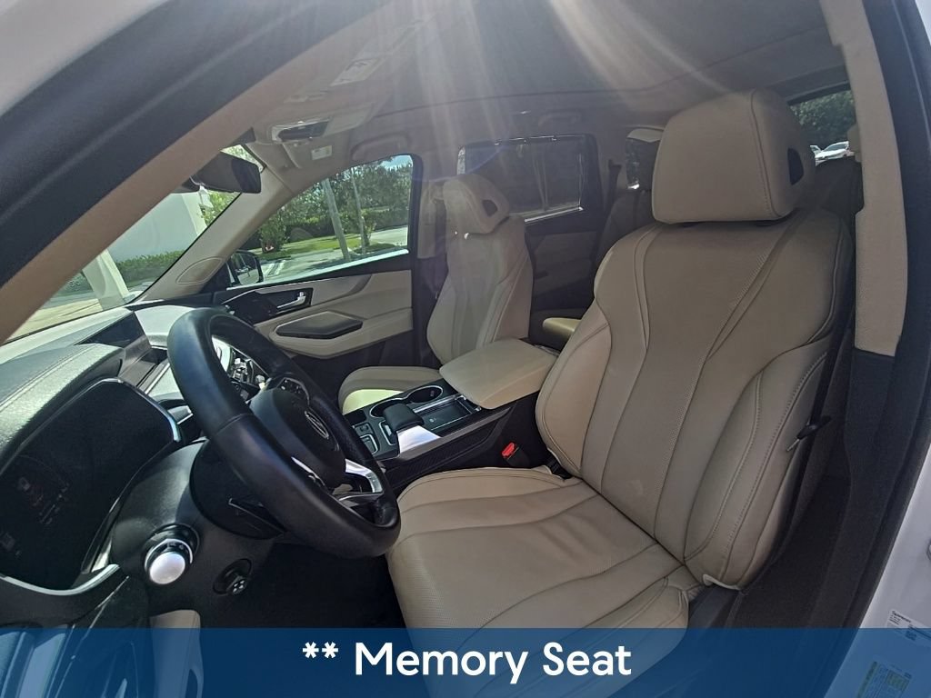 Used 2024 Acura MDX w/ Technology Package FWD image 20