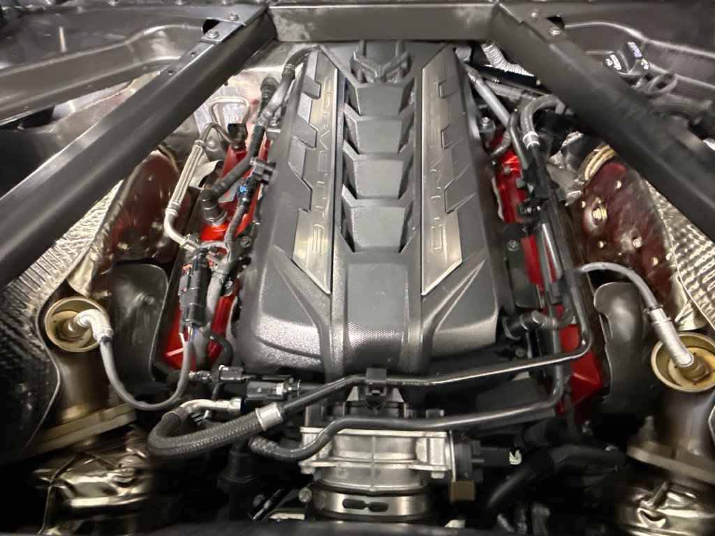 Used 2024 Chevrolet Corvette Stingray Premium Cpe w/ Z51 Performance Package RWD image 28