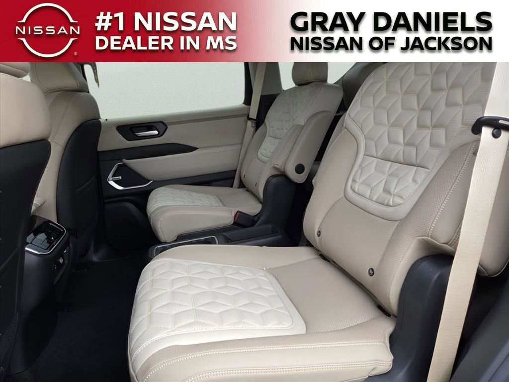 New 2026 Nissan Armada Platinum w/ Convenience Package RWD image 16
