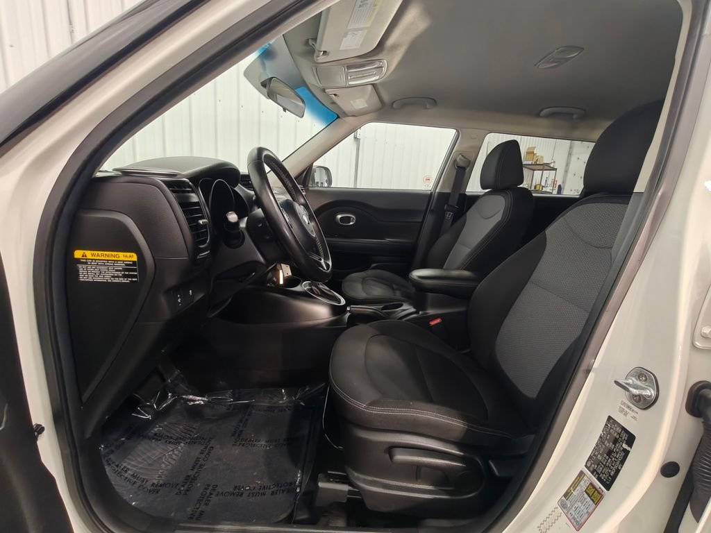Used 2017 Kia Soul + w/ Designer's Package FWD image 25