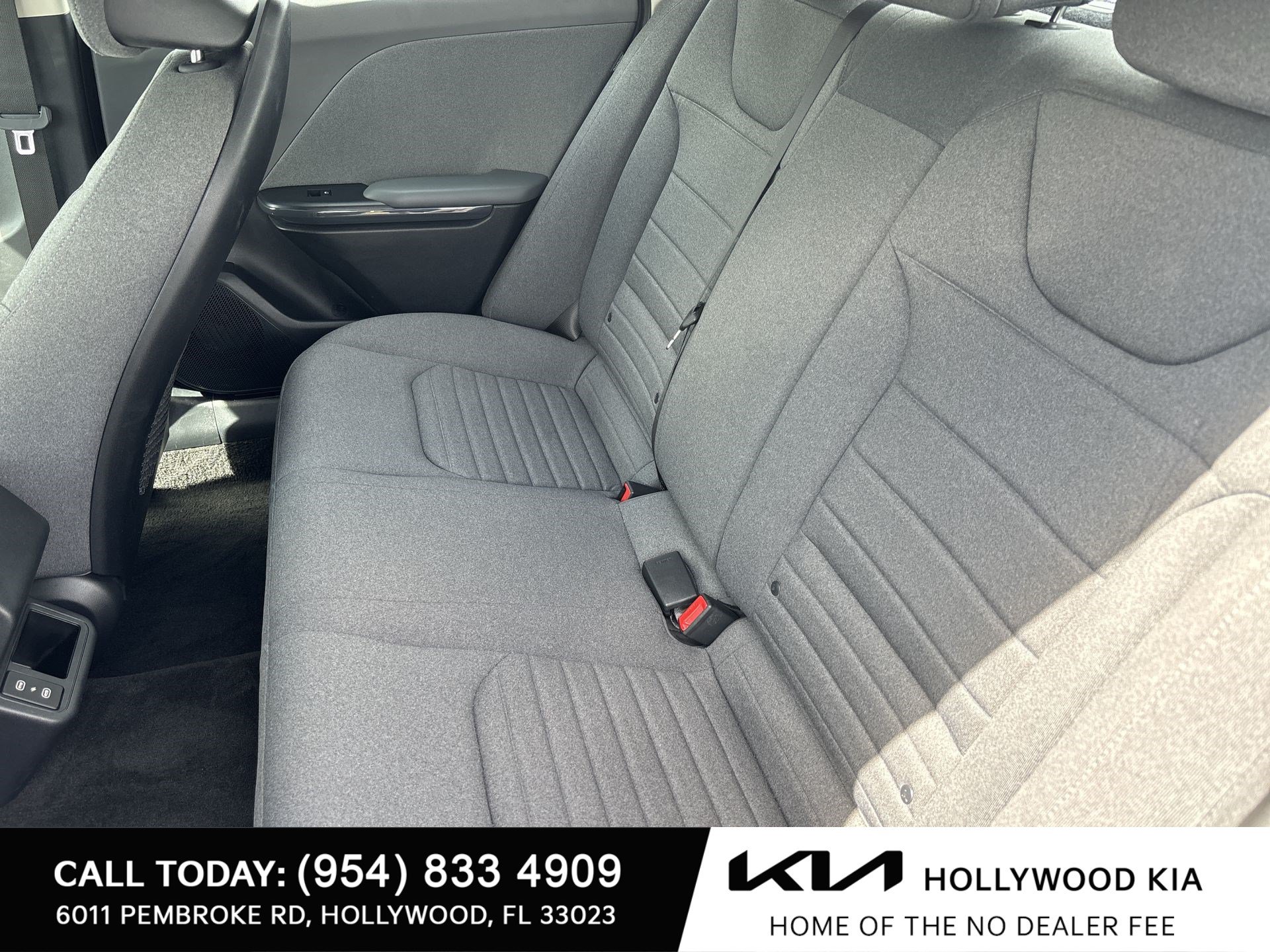 Used 2025 Kia K4 EX FWD image 23