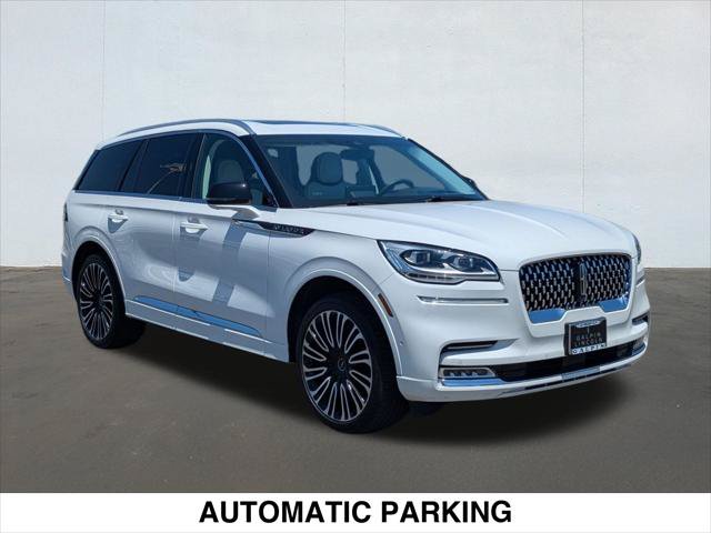 Certified 2023 Lincoln Aviator Black Label AWD/4WD image 7