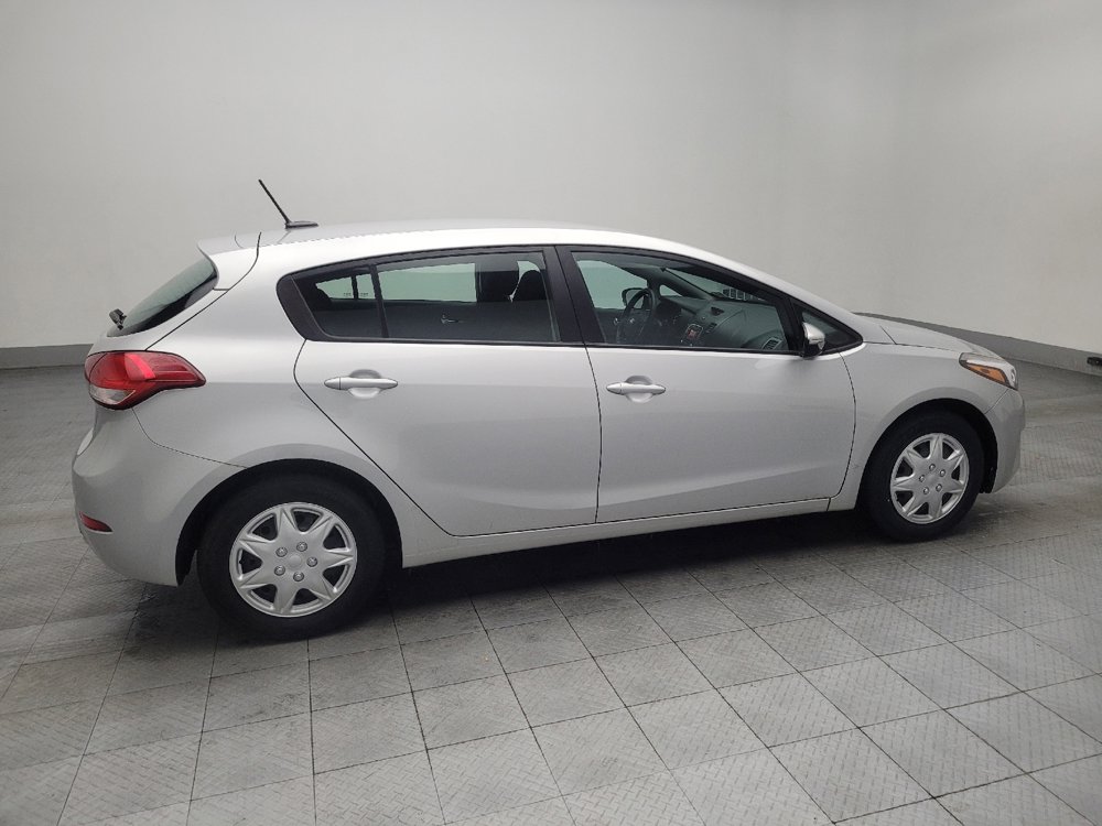 Used 2017 Kia Forte LX image 10