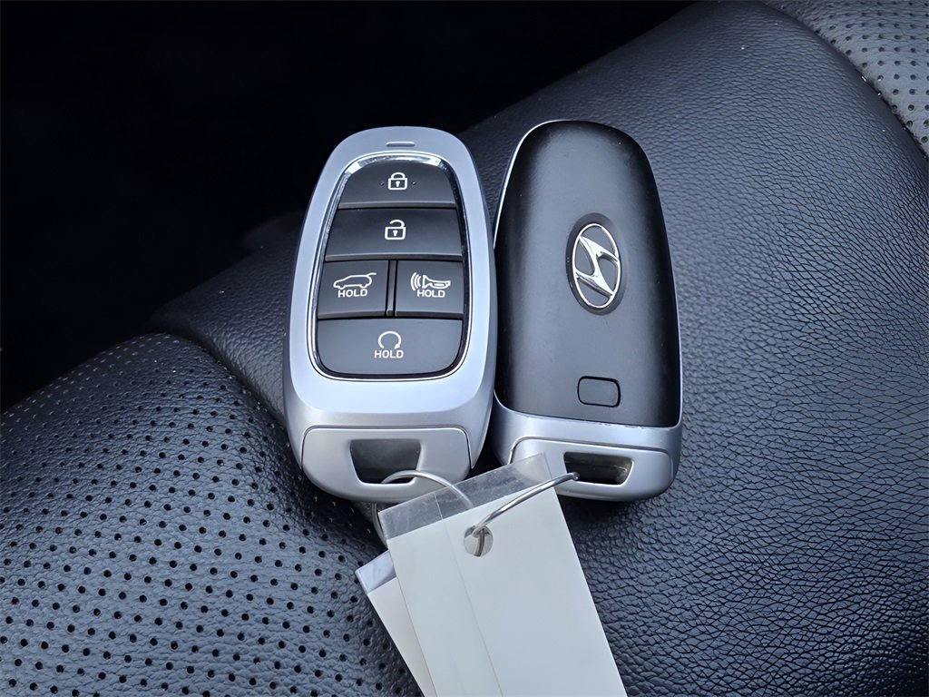 Used 2023 Hyundai Santa Fe SEL w/ Premium Package image 37
