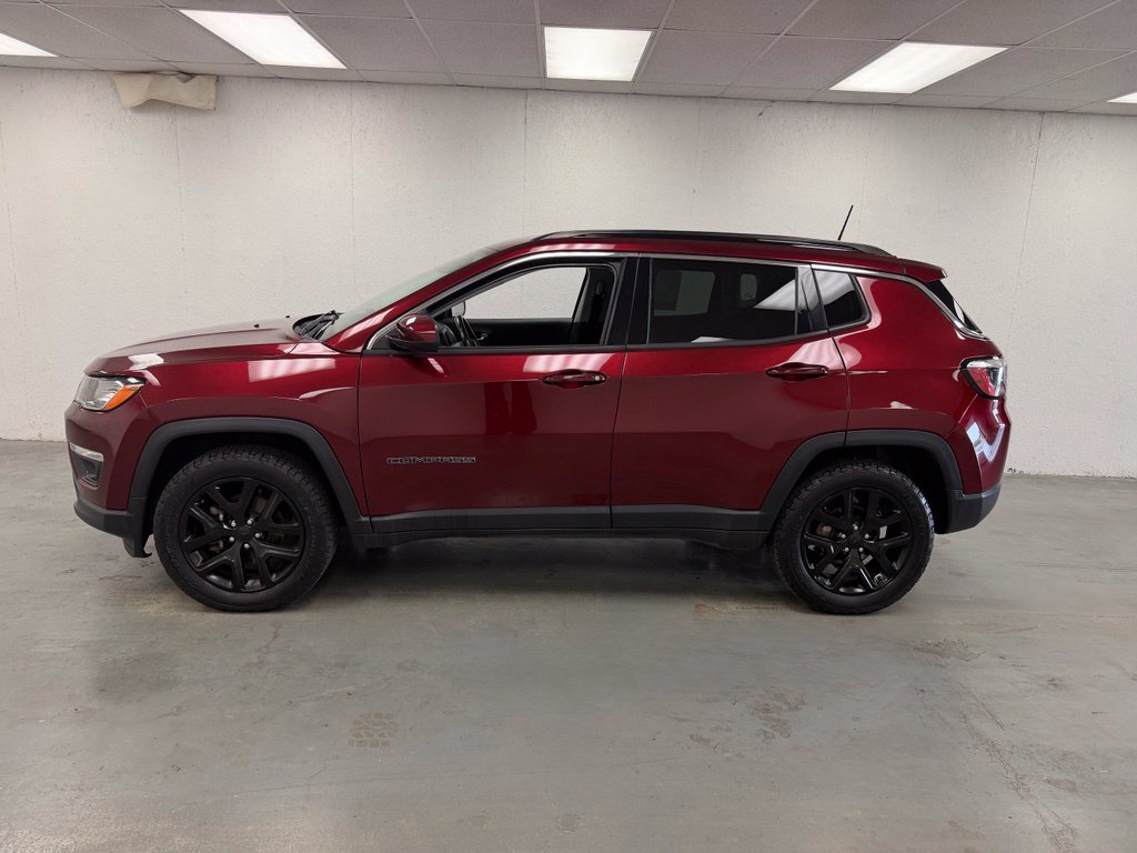 Used 2021 Jeep Compass Latitude w/ Convenience Group AWD/4WD image 2