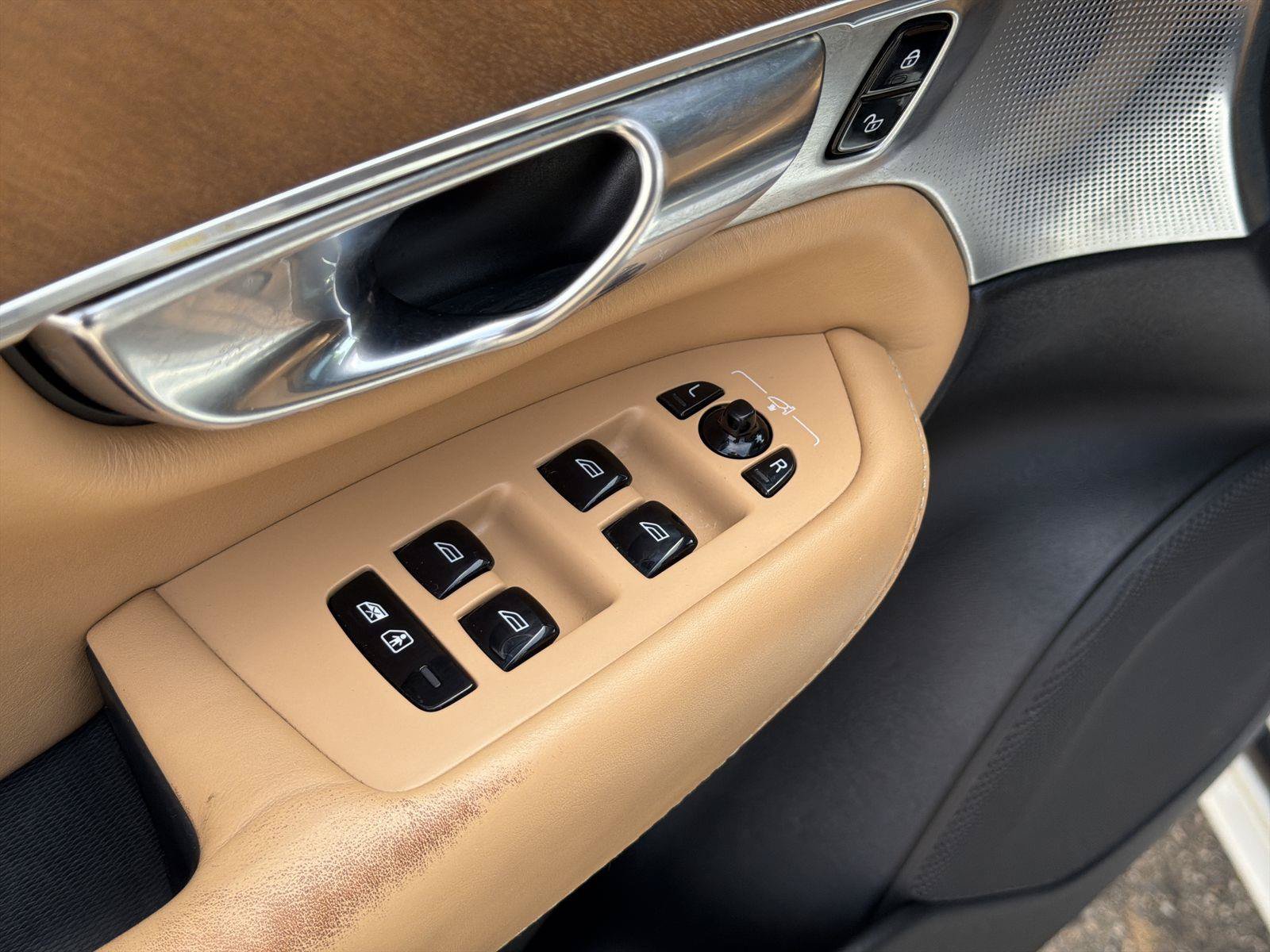 Used 2019 Volvo XC90 T6 Inscription w/ Luxury Package AWD/4WD image 23