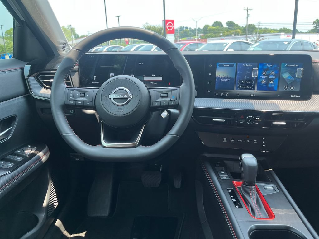 Certified 2026 Nissan Kicks SR FWD image 23