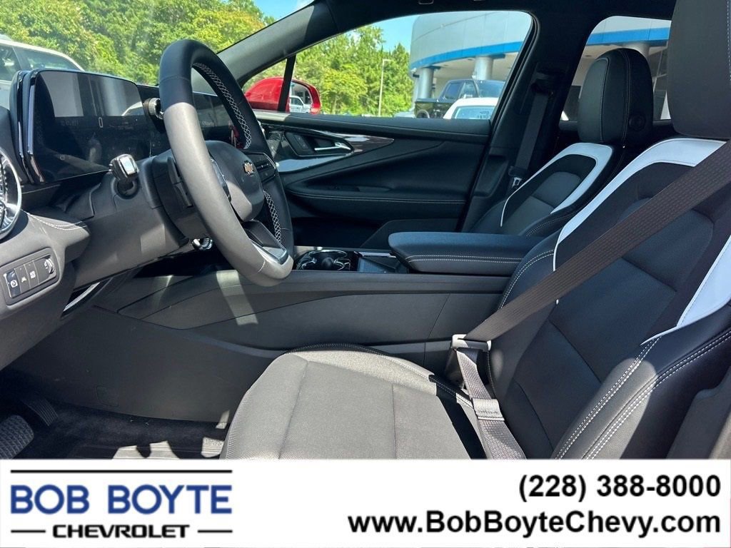 New 2025 Chevrolet Blazer EV LT image 11