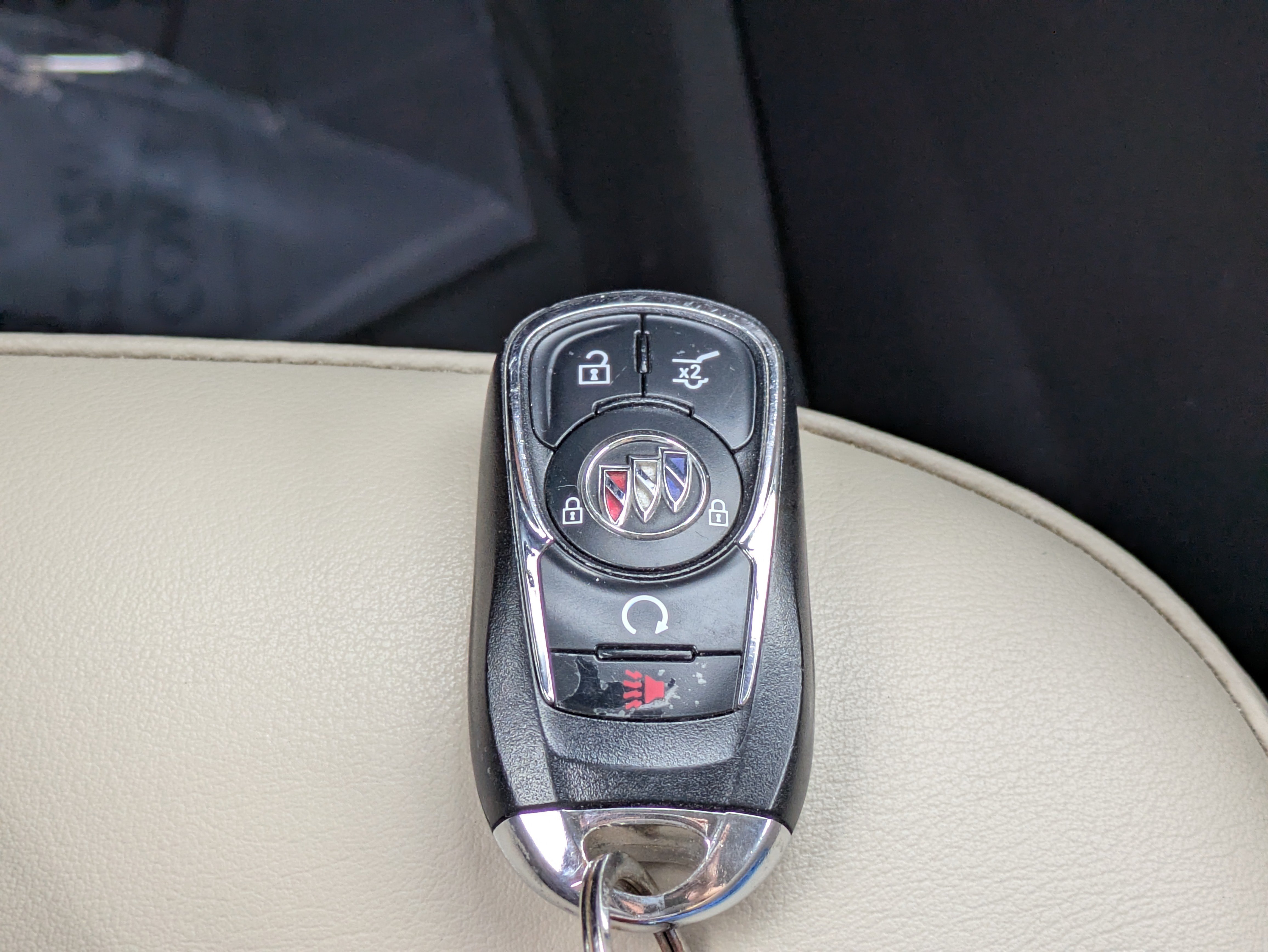 Used 2020 Buick Envision Preferred FWD image 25