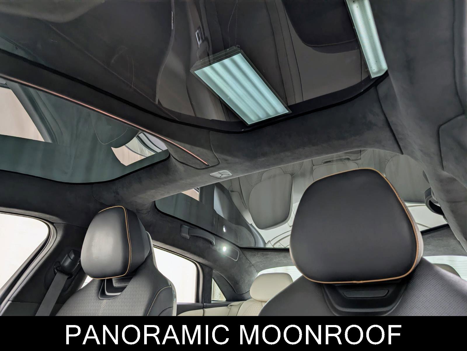 Used 2022 Lucid Air Grand Touring image 19