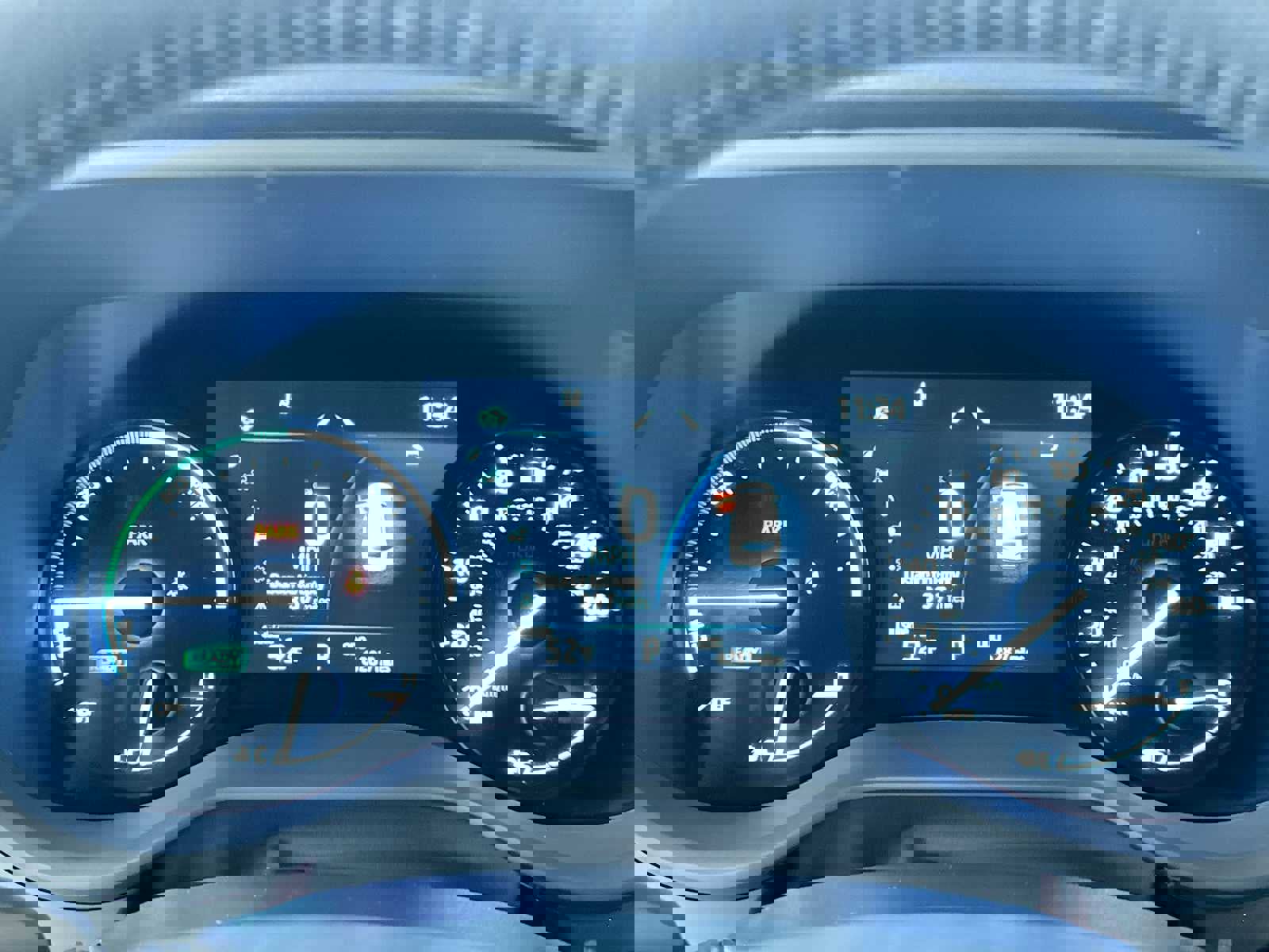 Used 2025 Toyota Sienna XLE w/ XLE Plus Package image 22