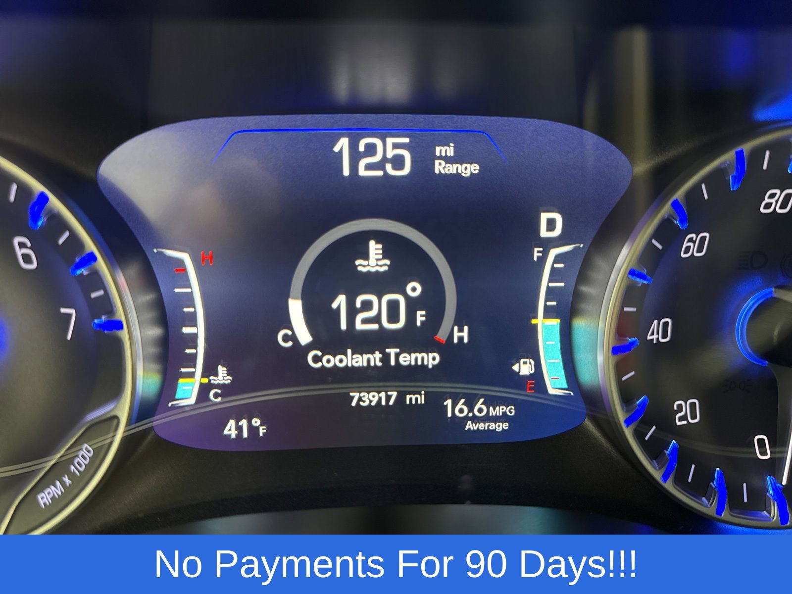 Used 2017 Chrysler Pacifica Touring-L Plus w/ Tire & Wheel Group image 8