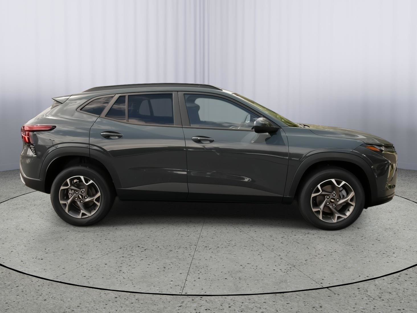 New 2026 Chevrolet Trax LS w/ LS Convenience Package FWD image 9