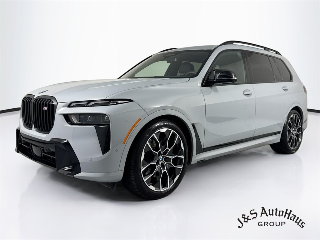 Used 2025 BMW X7 M60i AWD/4WD image 3
