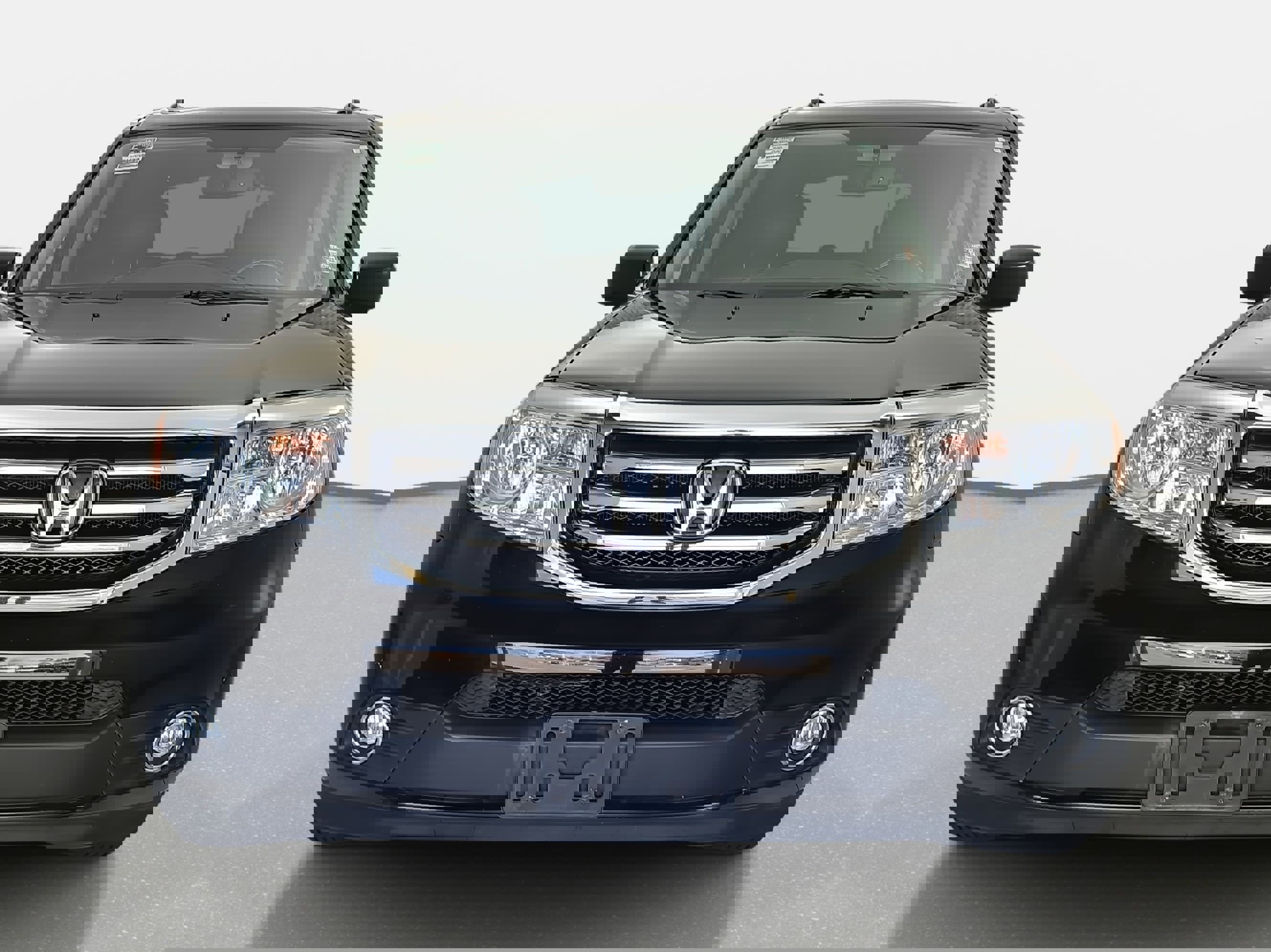 Used 2015 Honda Pilot Touring image 2