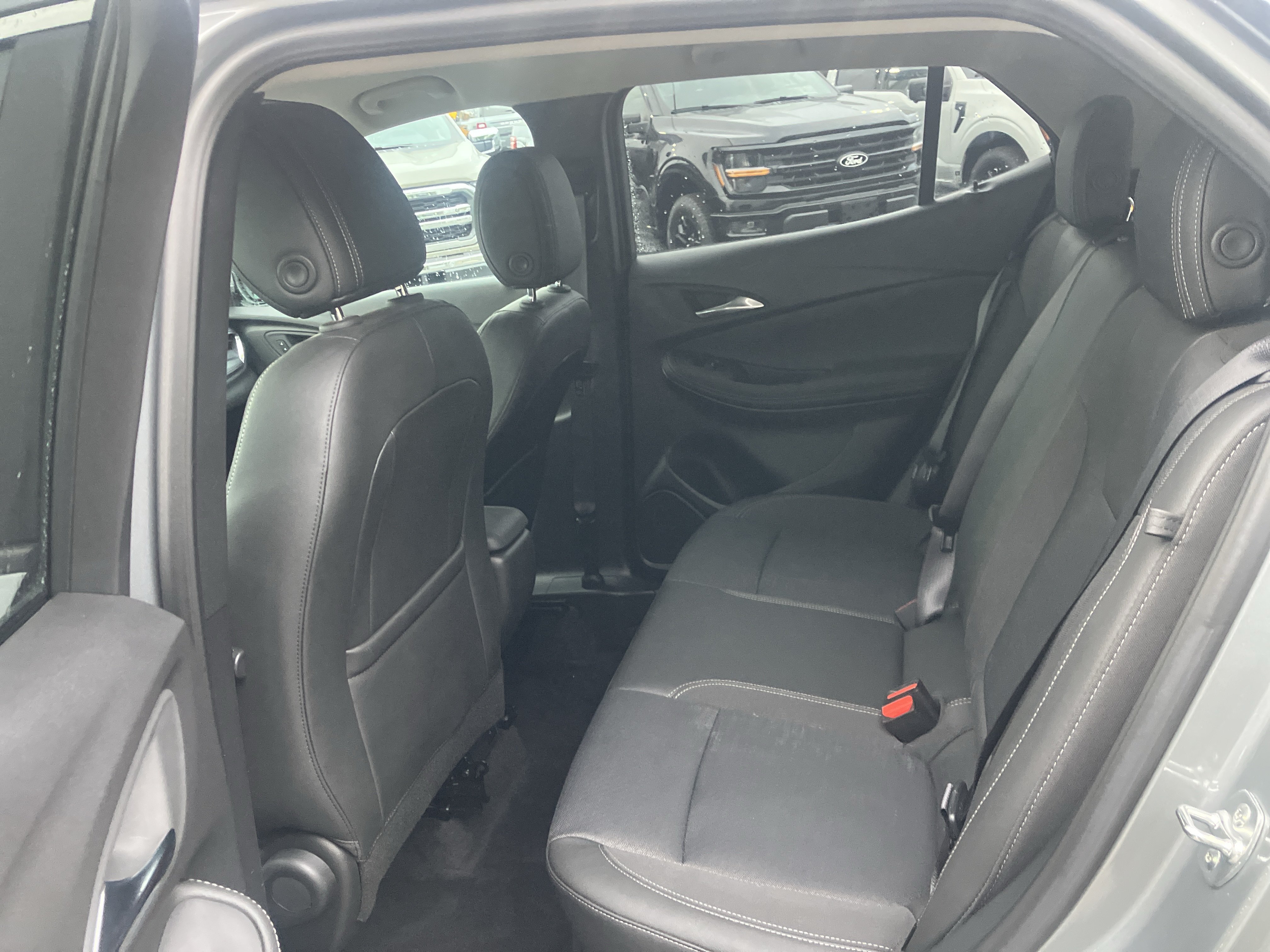 Used 2025 Buick Encore GX Preferred FWD image 15