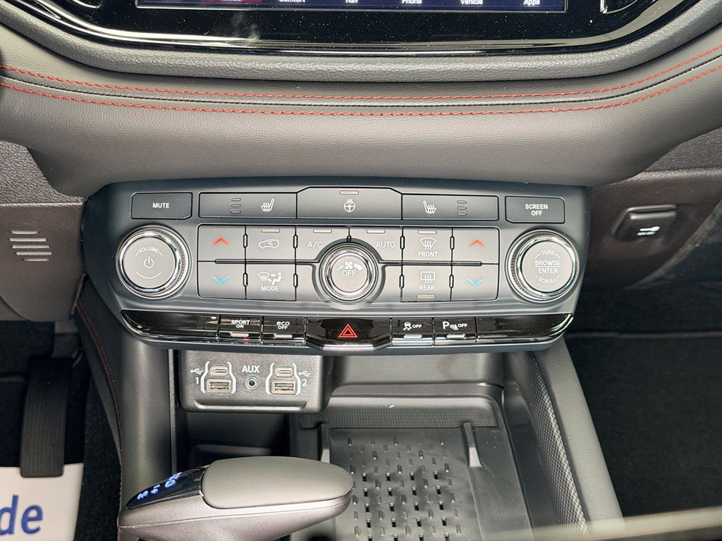 New 2026 Dodge Durango GT w/ Blacktop Package AWD/4WD image 16
