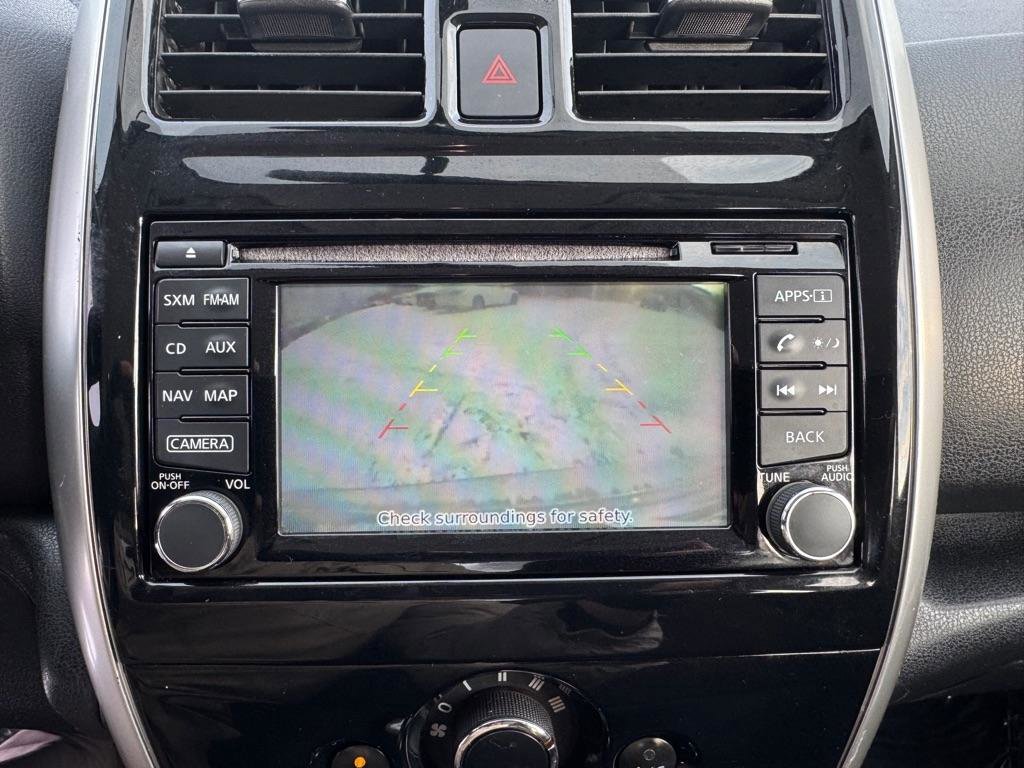 Used 2015 Nissan Versa Note SR w/ SR Tech Package image 40