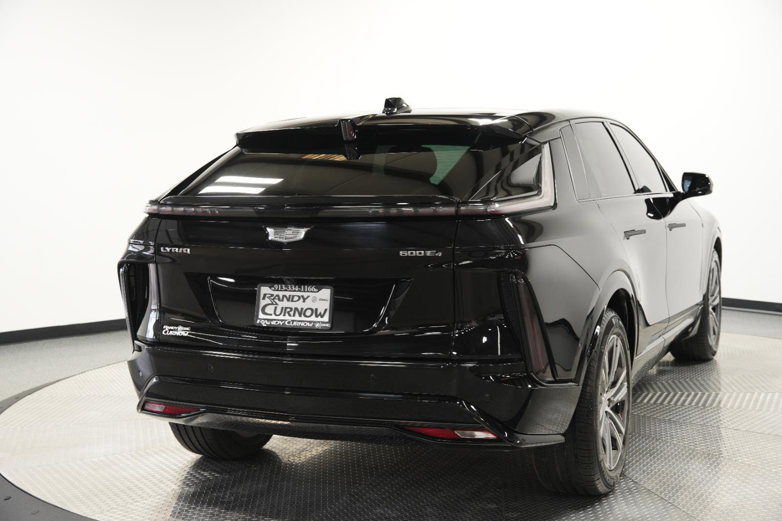 Used 2024 Cadillac Lyriq Luxury image 7