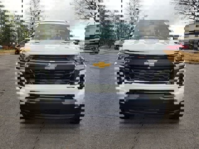 Used 2024 Chevrolet Colorado LT w/ LT Convenience Package image 8