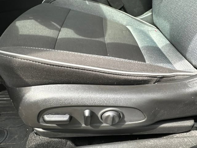 Used 2021 Chevrolet TrailBlazer LT w/ Sun and Liftgate Package AWD/4WD image 33