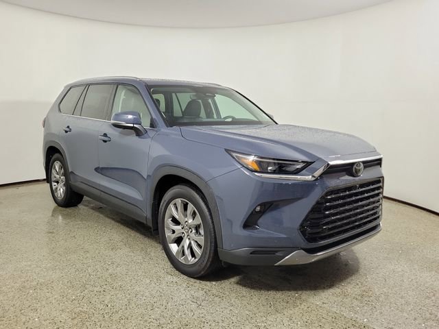 Used 2025 Toyota Grand Highlander AWD Hybrid image 4