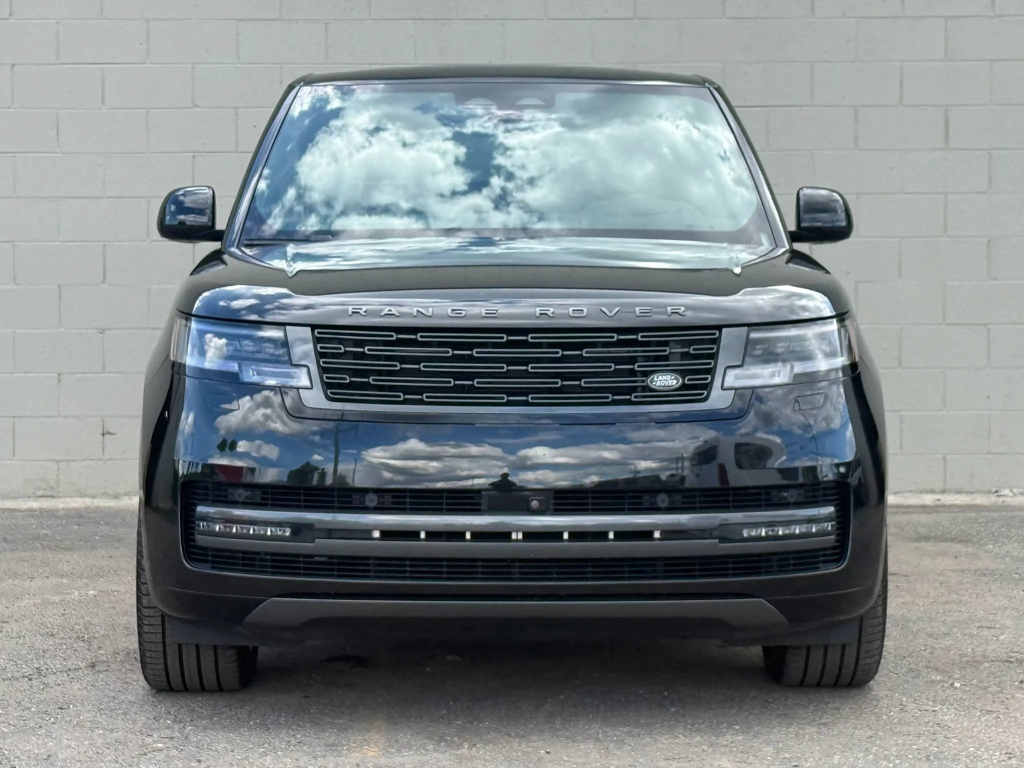 Used 2024 Land Rover Range Rover Autobiography AWD/4WD image 16