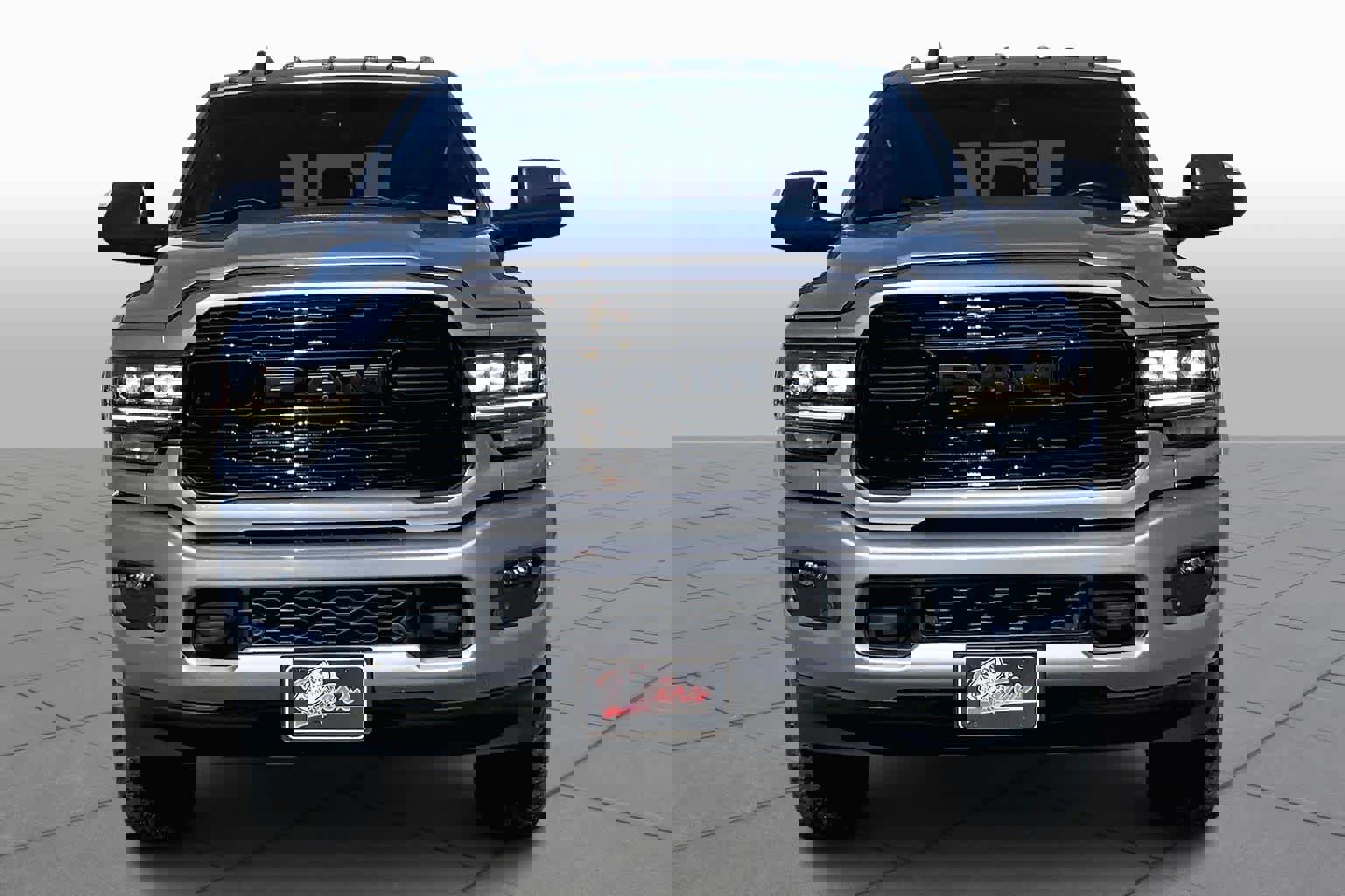 Used 2022 RAM 3500 Limited image 3