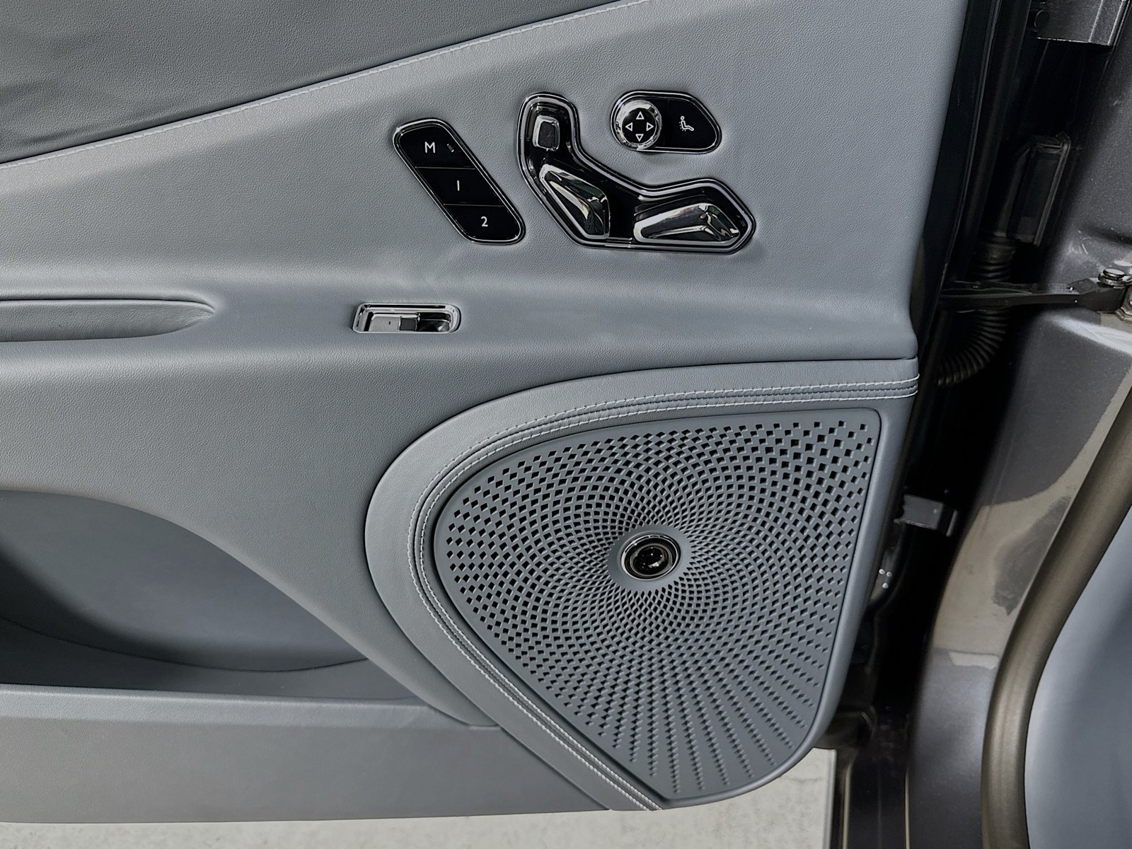 New 2026 Bentley Flying Spur Plug-In Hybrid AWD/4WD image 64