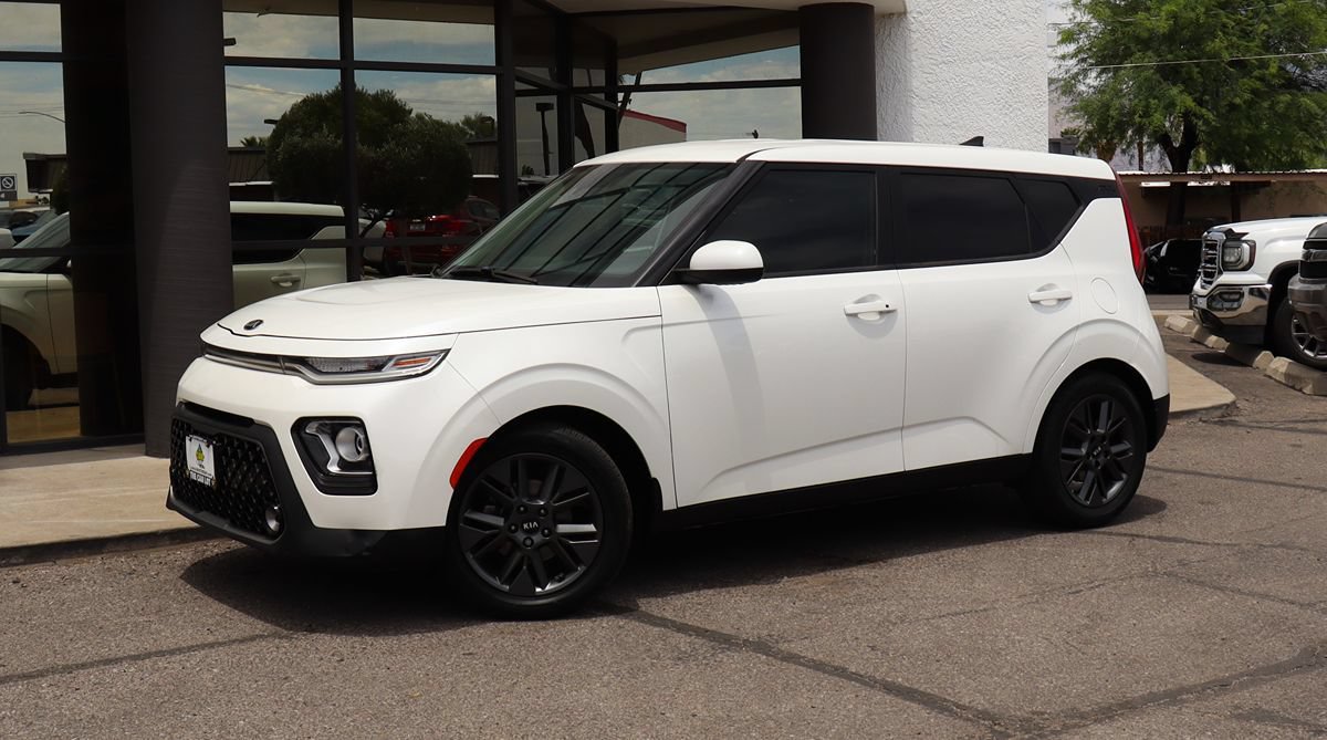 Used 2020 Kia Soul EX FWD image 3