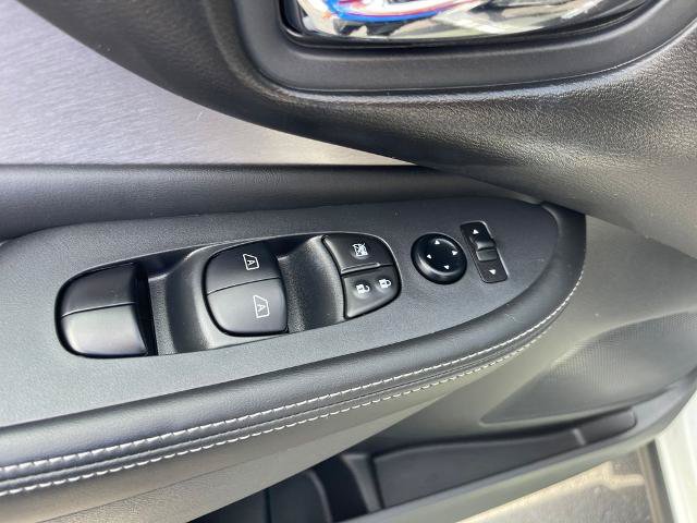 Certified 2024 Nissan Murano SV w/ SV Midnight Edition Package AWD/4WD image 11