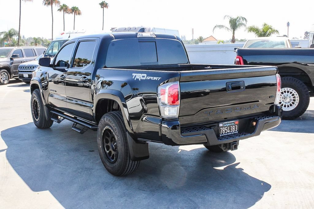 Used 2021 Toyota Tacoma TRD Sport w/ Technology Package RWD image 7