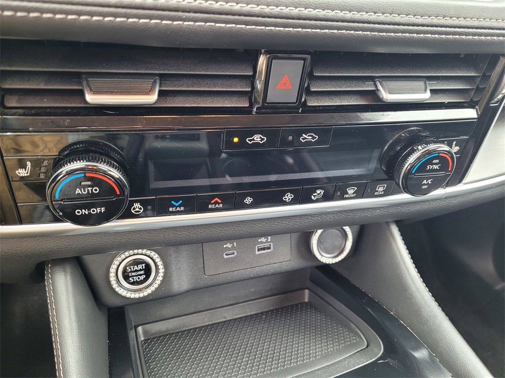 Used 2021 Nissan Rogue SL w/ Premium Package image 18