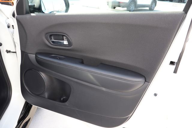 Used 2022 Honda HR-V Sport image 25