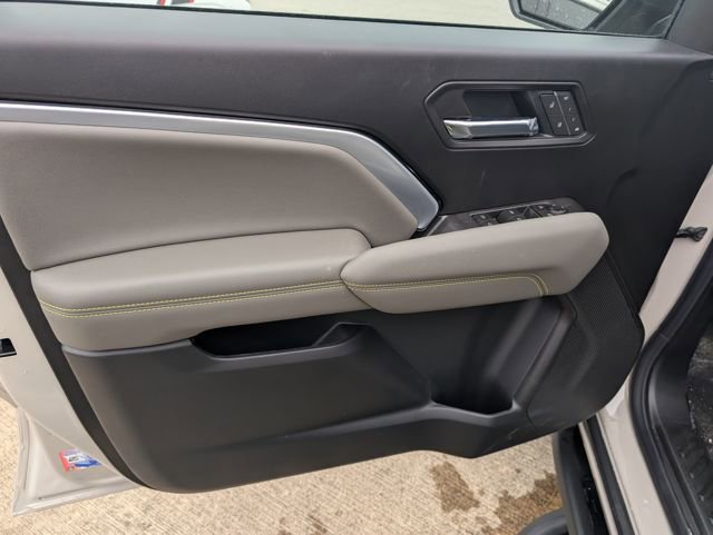 New 2026 Chevrolet Colorado ZR2 w/ Technology Package image 15