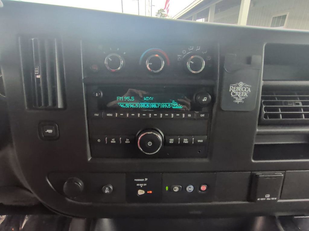 Used 2018 Chevrolet Express 2500 w/ Driver Convenience Package RWD image 17
