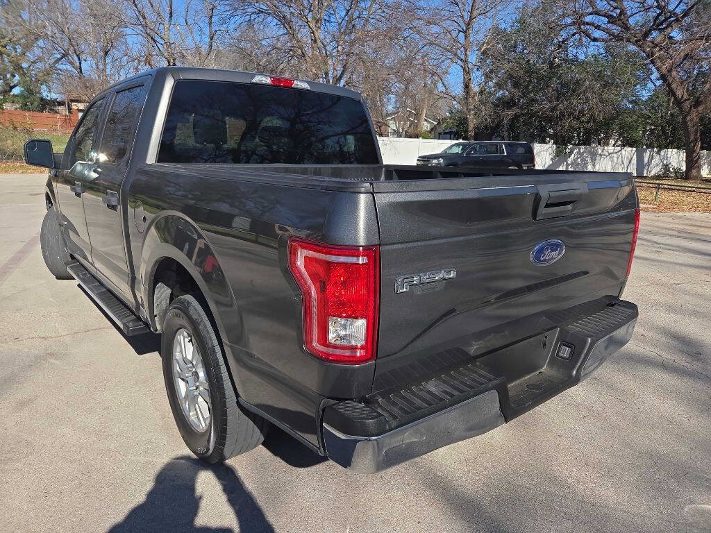Used 2017 Ford F150 XLT image 3