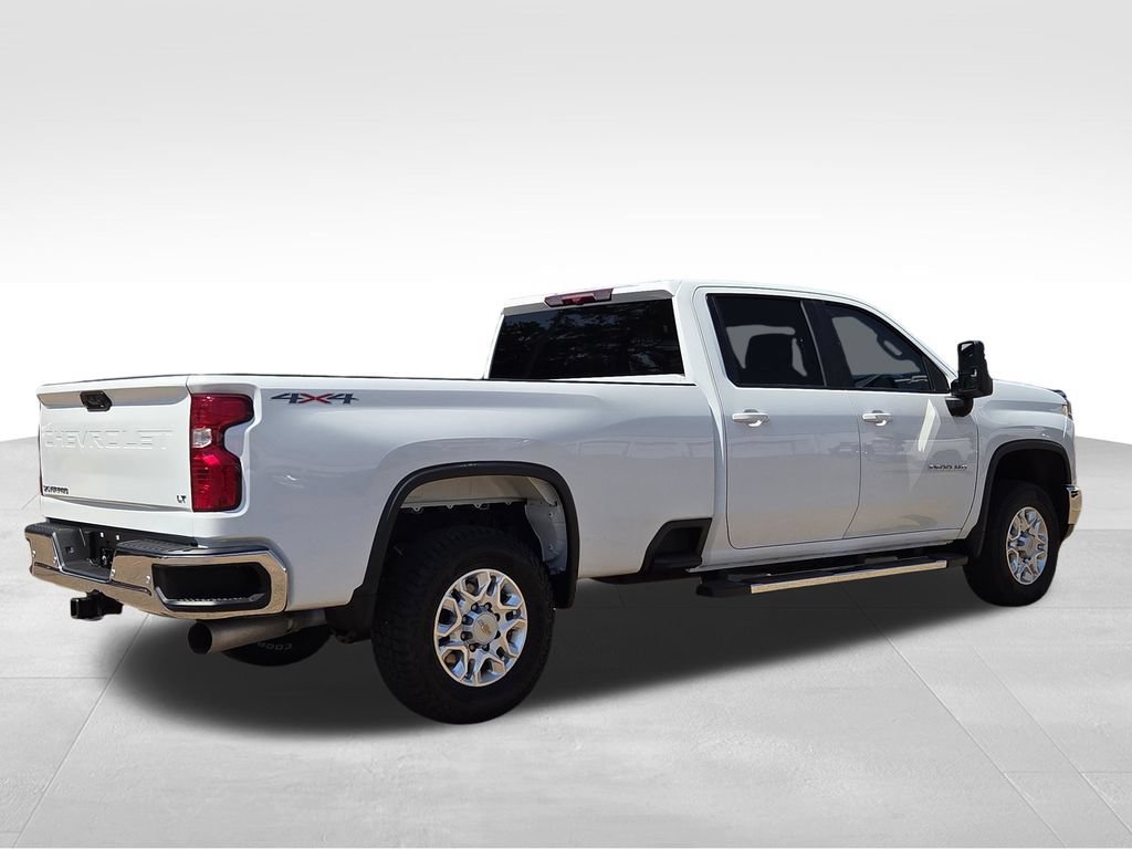 Used 2025 Chevrolet Silverado 3500 LT w/ Safety Package AWD/4WD image 6