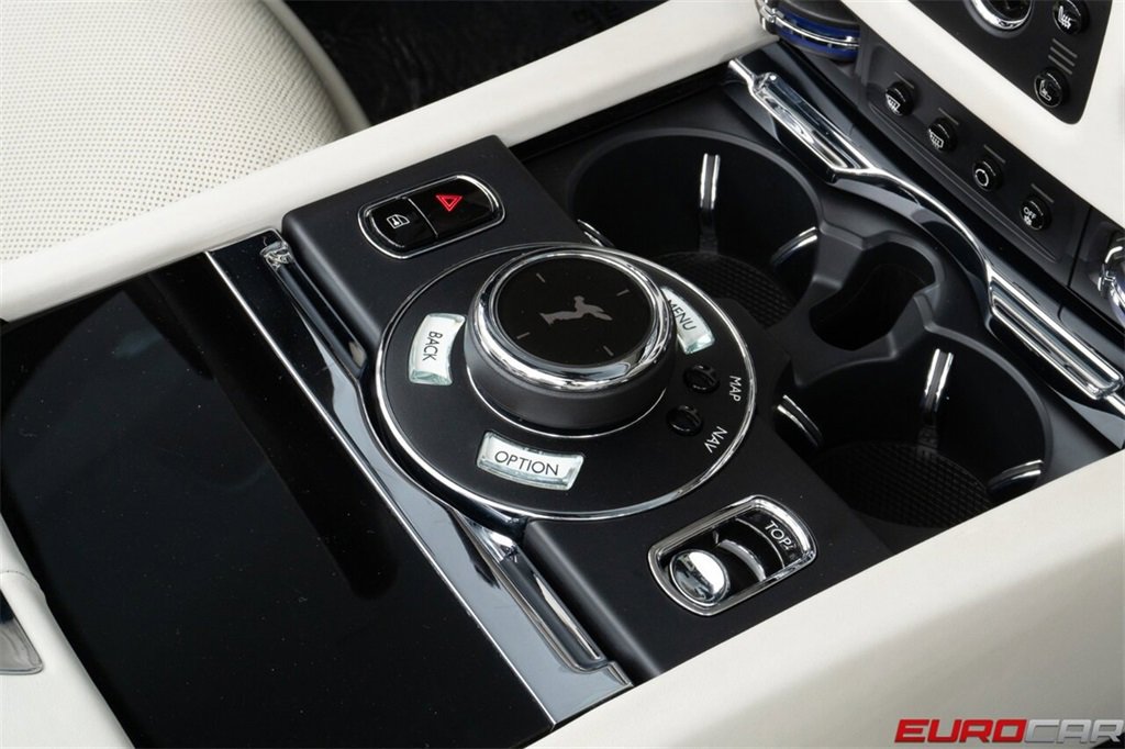 Used 2018 Rolls-Royce Dawn image 35