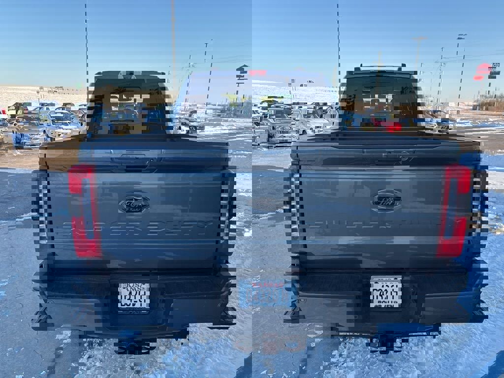 Used 2024 Ford F250 Lariat w/ Black Appearance Package image 4