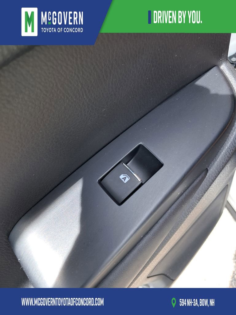 Used 2018 Toyota Highlander Limited Platinum AWD/4WD image 18